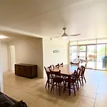Orchid Beach Apartments