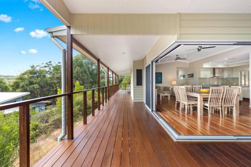 5 Star Avalon Luxury Kingfisher Bay 8 Guest *