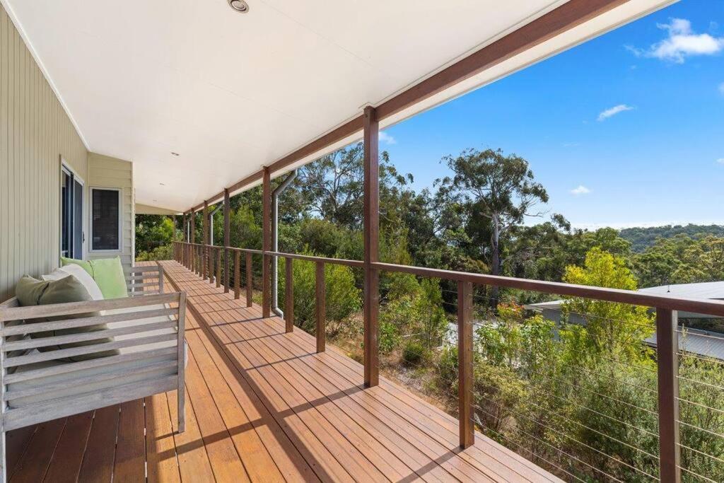 5 Star Avalon Luxury Kingfisher Bay 8 Guest Holiday home Fraser Island