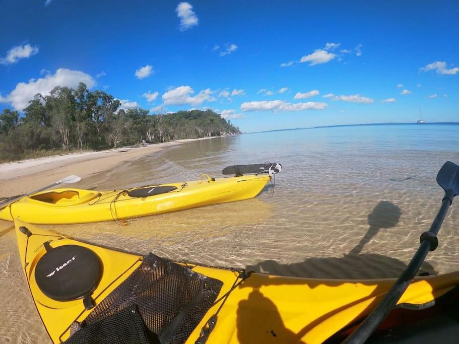 Great Water And Sunset Views Kingfisher Bay Holiday home *