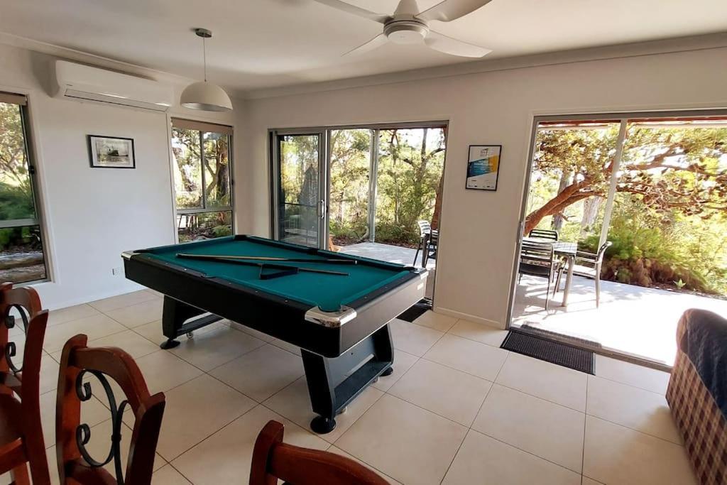 Great Water And Sunset Views Kingfisher Bay Holiday home *