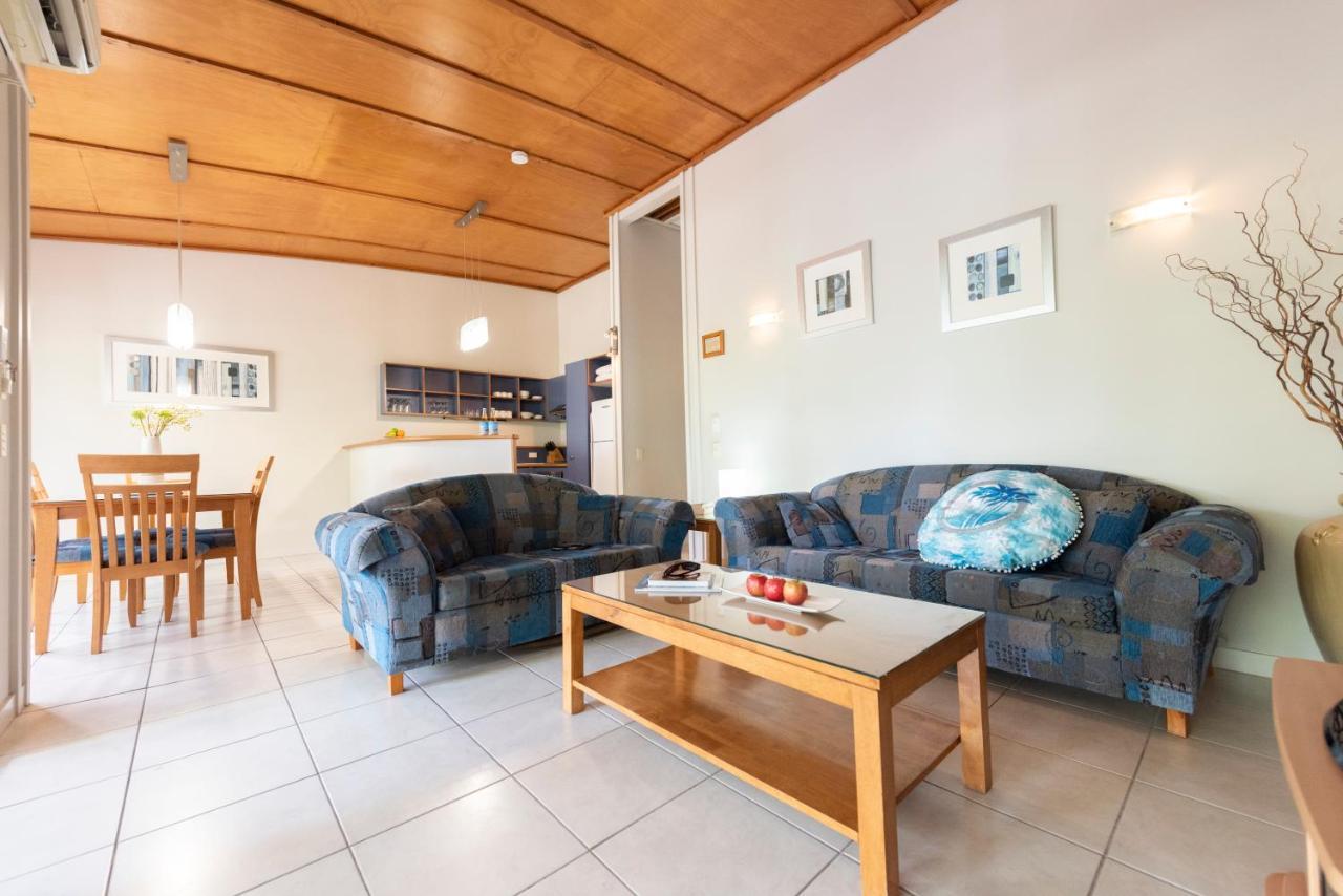 Kingfisher Bay Resort