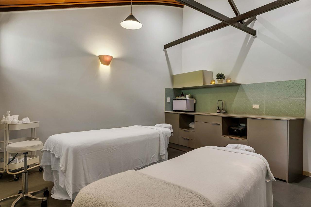 Resort Kingfisher Bay 4*