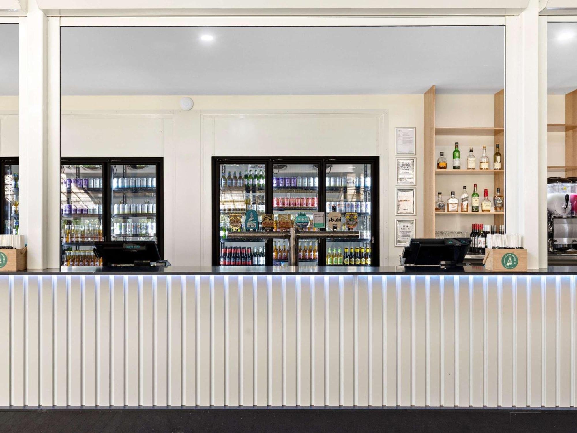 Resort Kingfisher Bay 4*