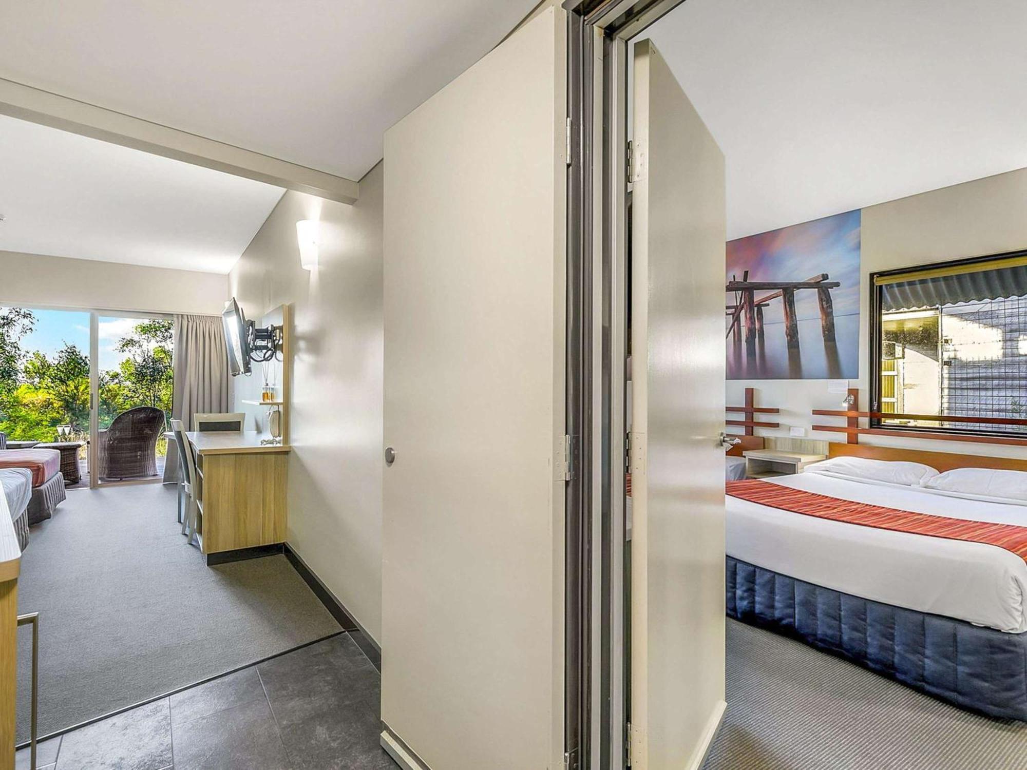Resort Kingfisher Bay 4*