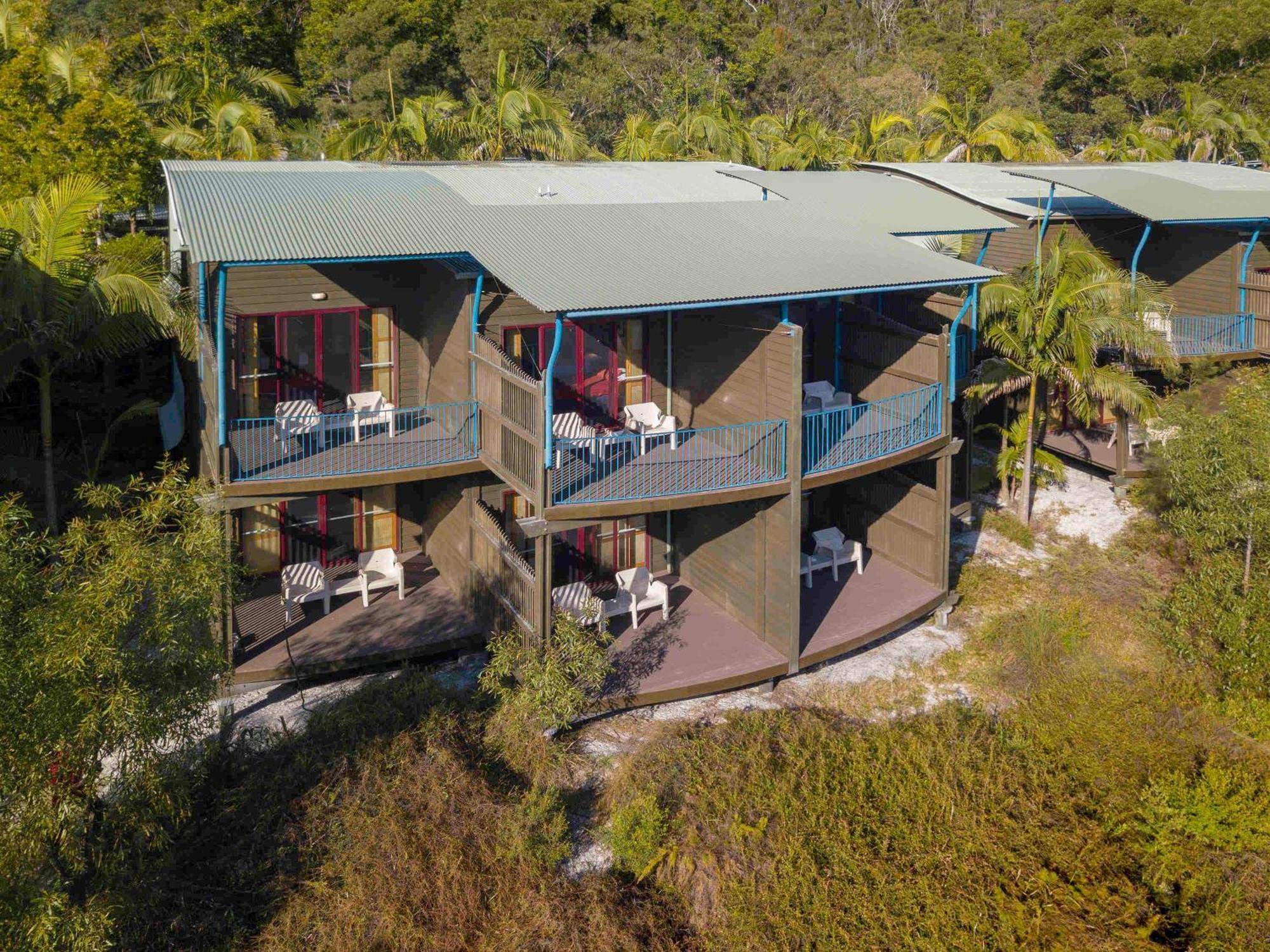 Kingfisher Bay