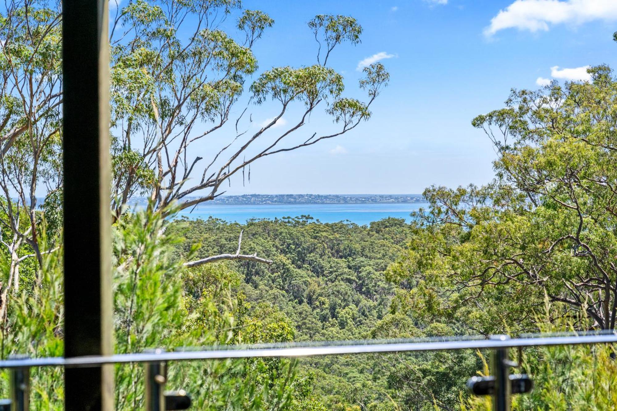 Bushys Hilltop Holiday home Fraser Island