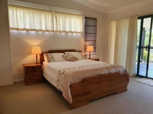 Holiday home Island, Orchid Beach- The Boardroom *