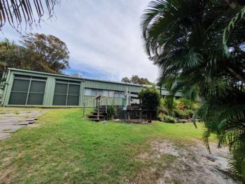 Island, Orchid Beach- The Boardroom