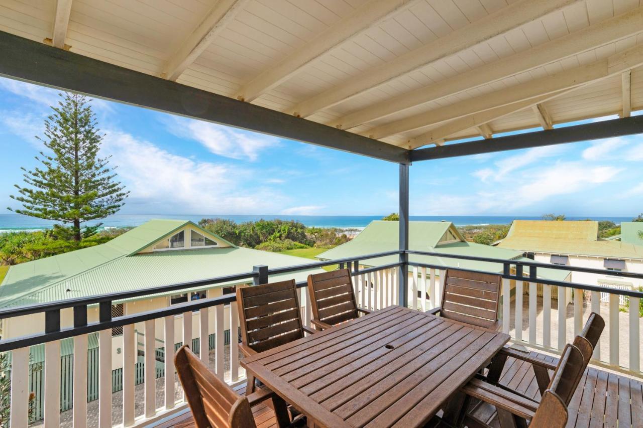 Resort K'Gari Beach Houses
